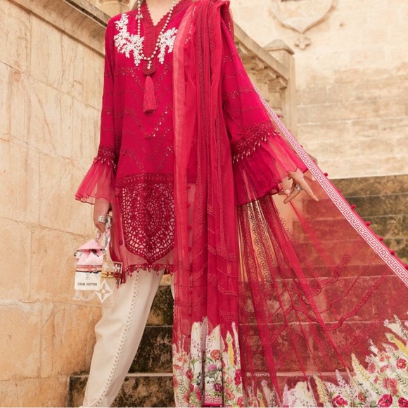 Maria b pakistani designer dress - Picture 1 of 5